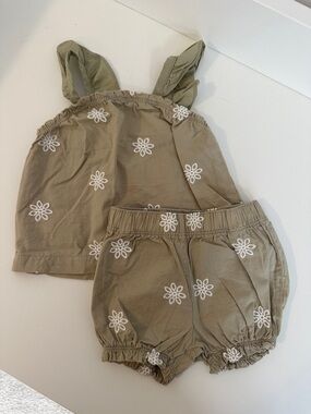 Carter's Baby Olive Green Floral Embroidered Tank top and Bloomers Shorts Set NB